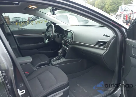 2020 Hyundai Elantra Value Edition z USA, uszkodzony, nr VIN 5NPD84LFXLH603613